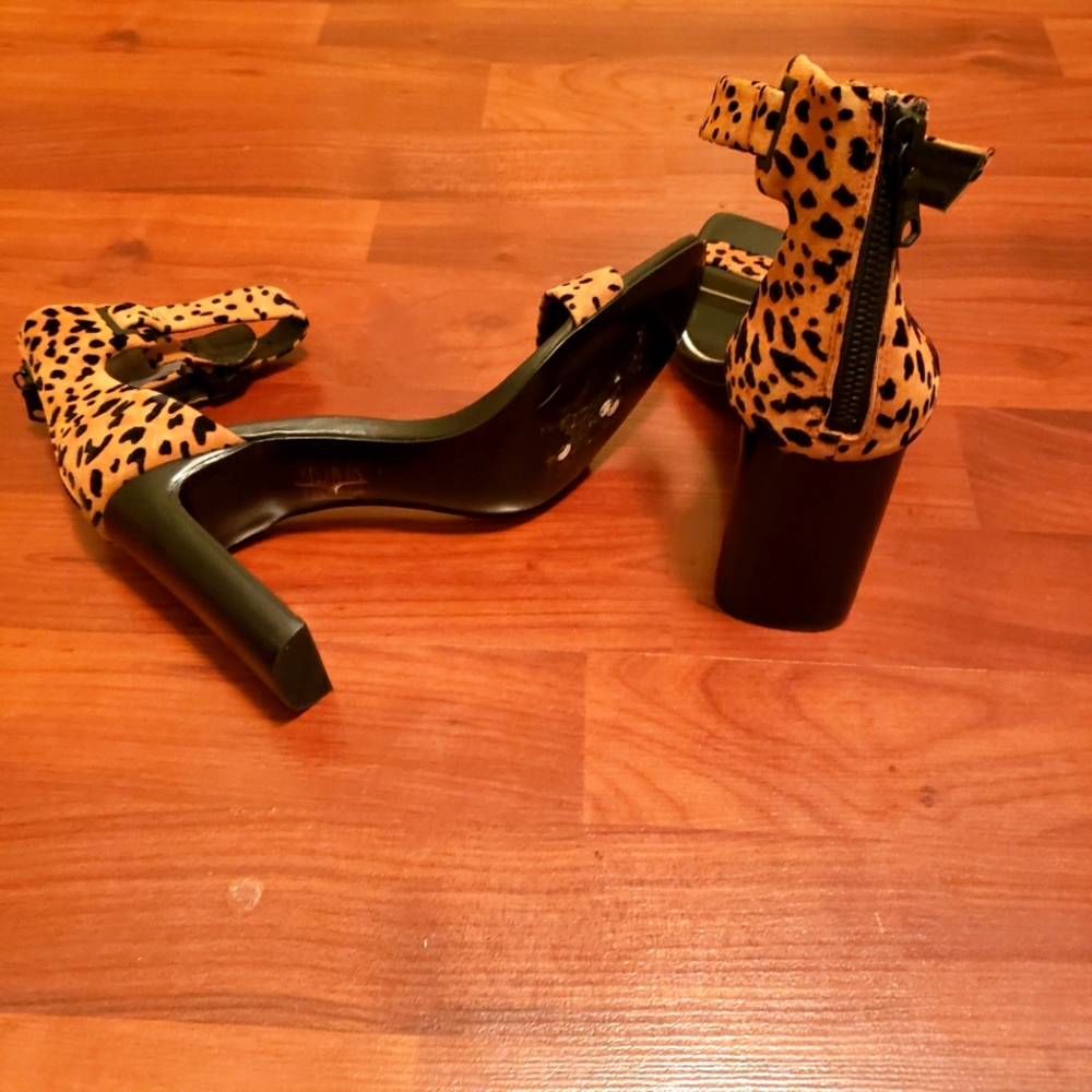 Rag & Bone Leopard Print Heels - image 5